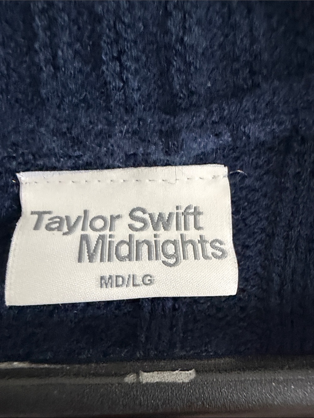 Taylor Swift Cardigan Midnights Album Navy Blue Stars Cozy Sweater. Size MD/LG - Picture 4 of 8